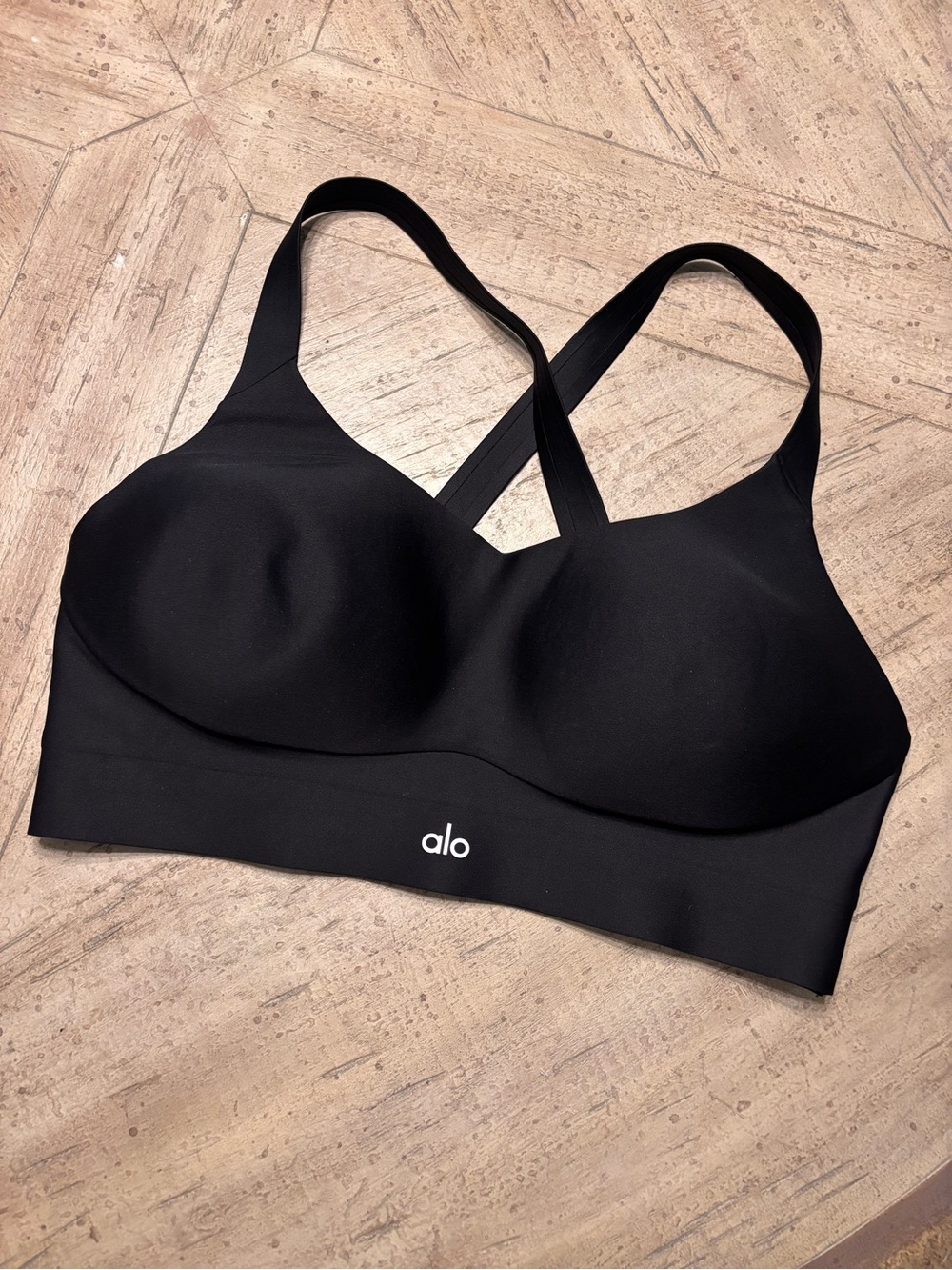 ALO Yoga Black Padded Cross-Back Sports Bra 38D